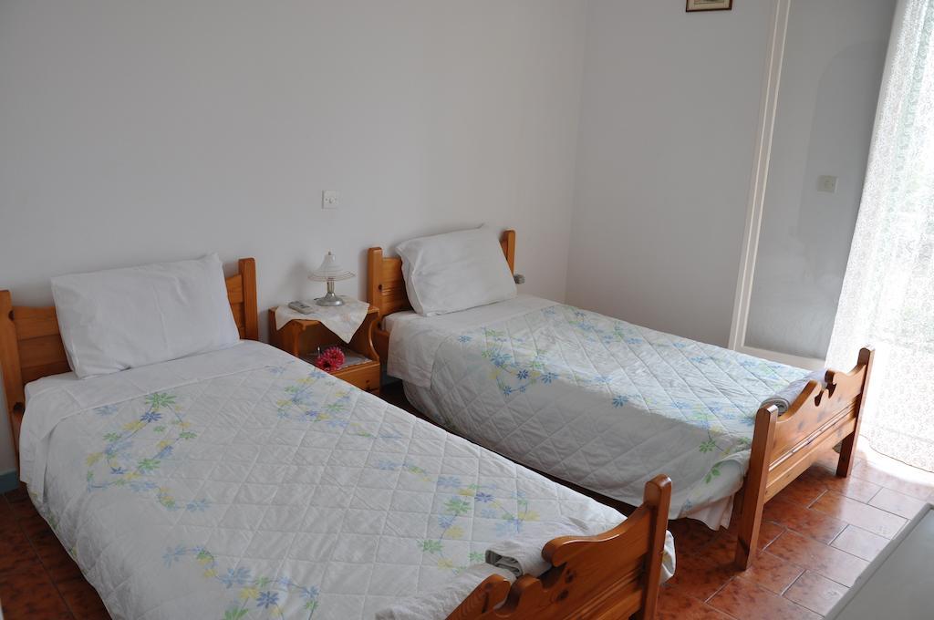 Barbayiannis Studios Moraḯtika Bilik gambar